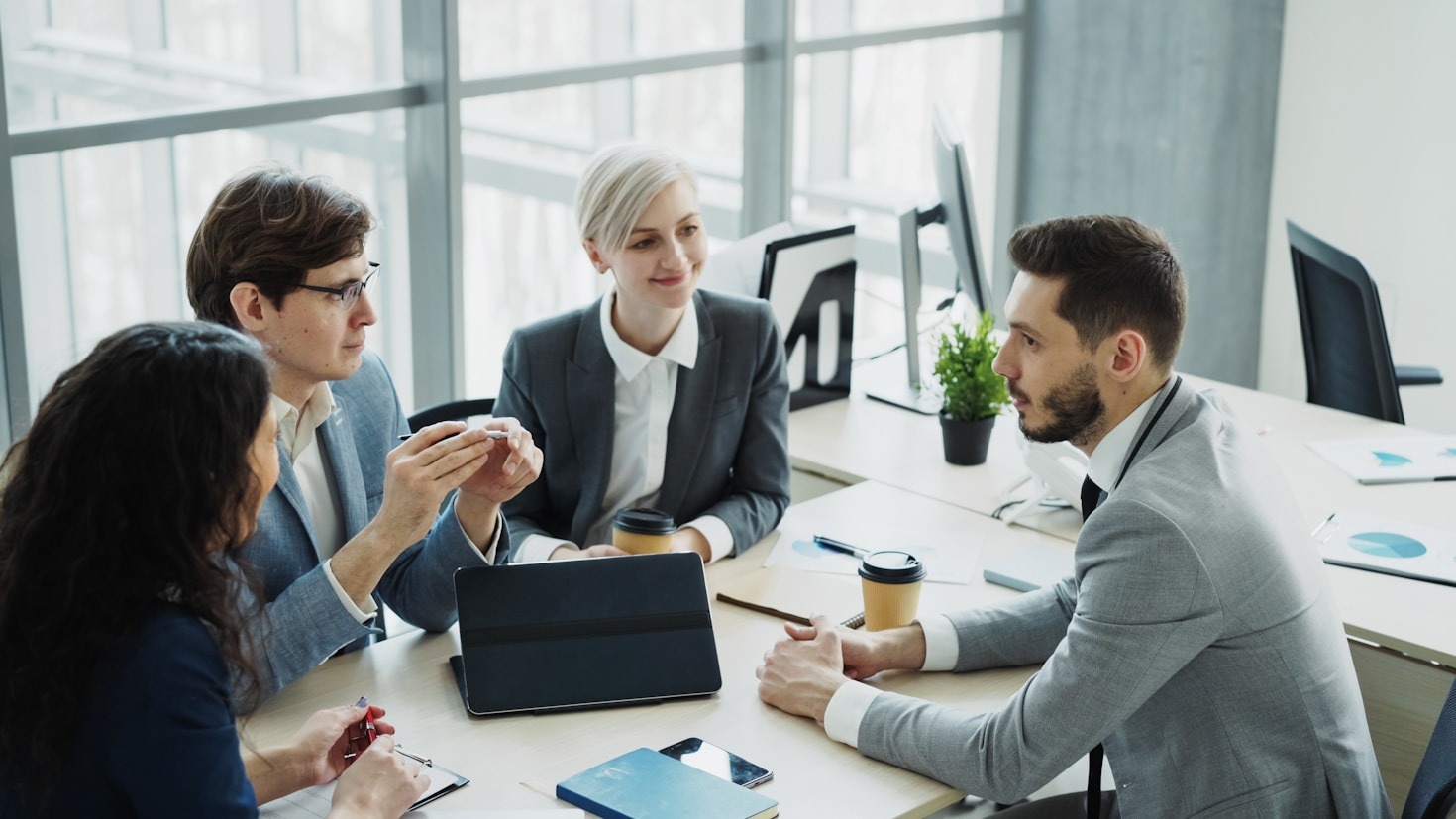 Strategic Leadership Tactics For Competitive Market Success